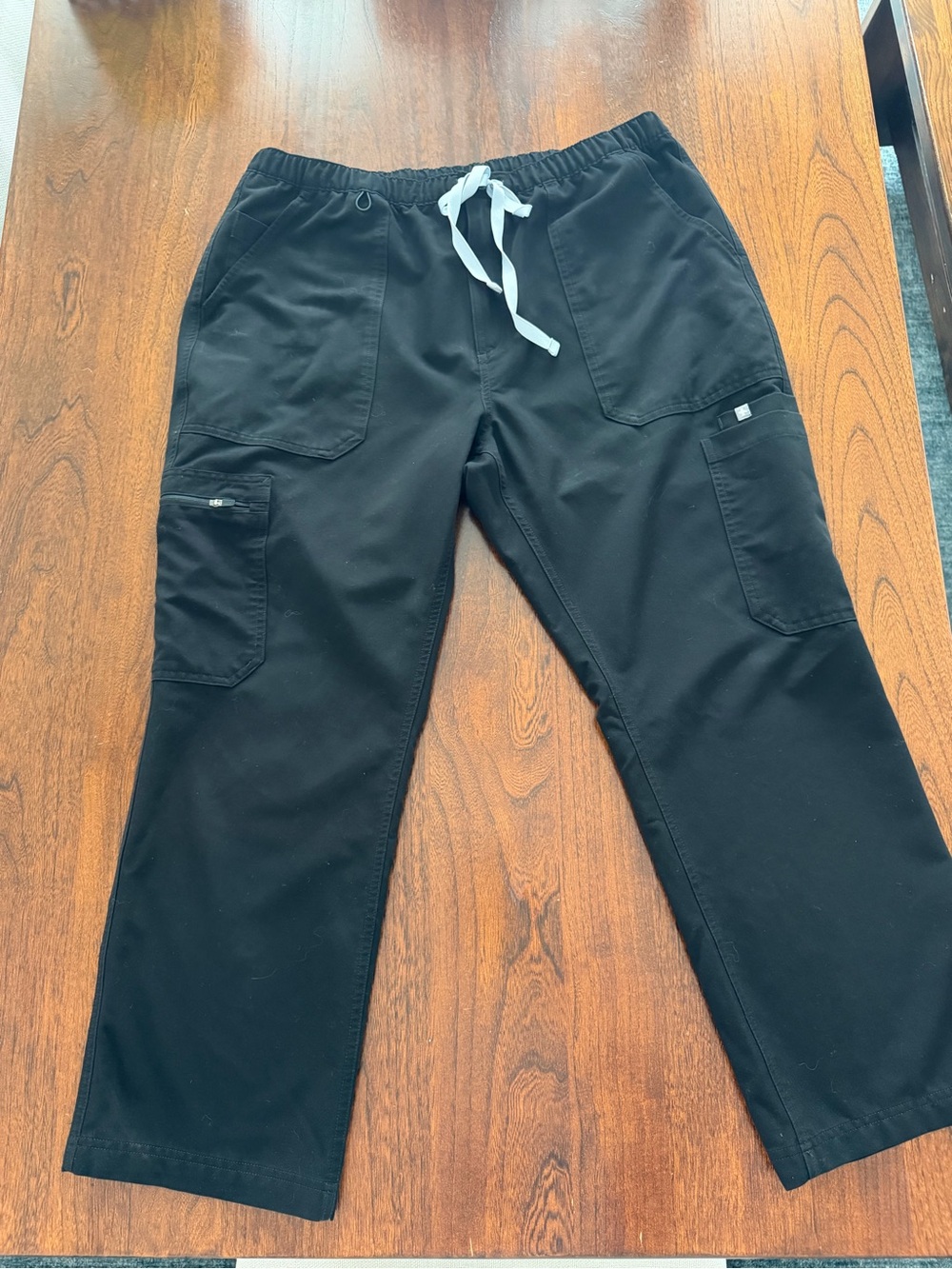 Figs Men's Black Cairo (Short length) Drawstring Pants